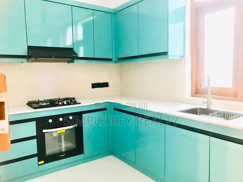 Battaramulla Brand New Two Storey House for Rent