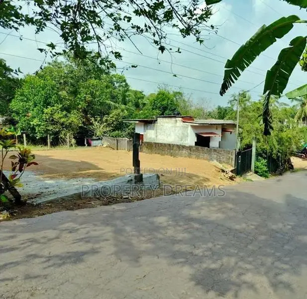 Malabe Land for Sale