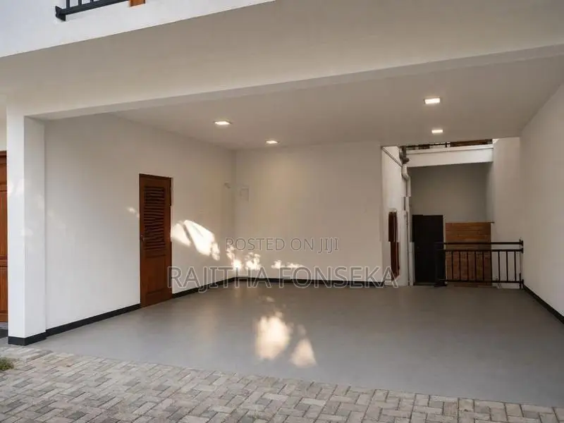 4 Bedroom House for Rent in Hokandara