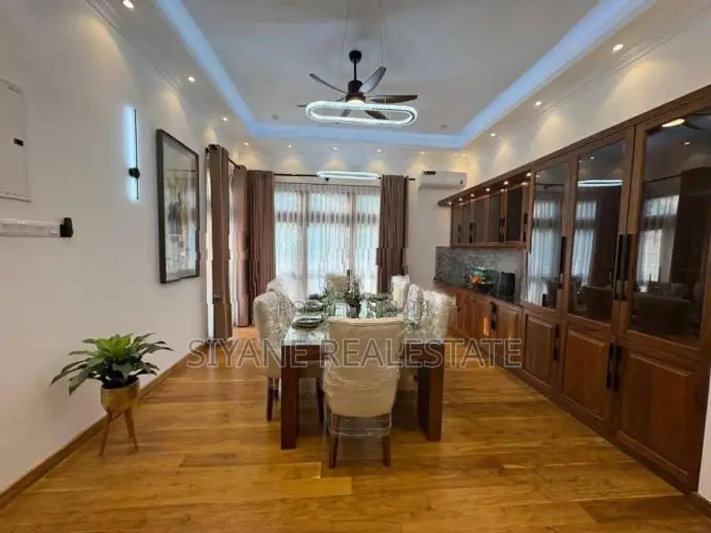 Modern Luxury Residence for Sale in Battaramulla