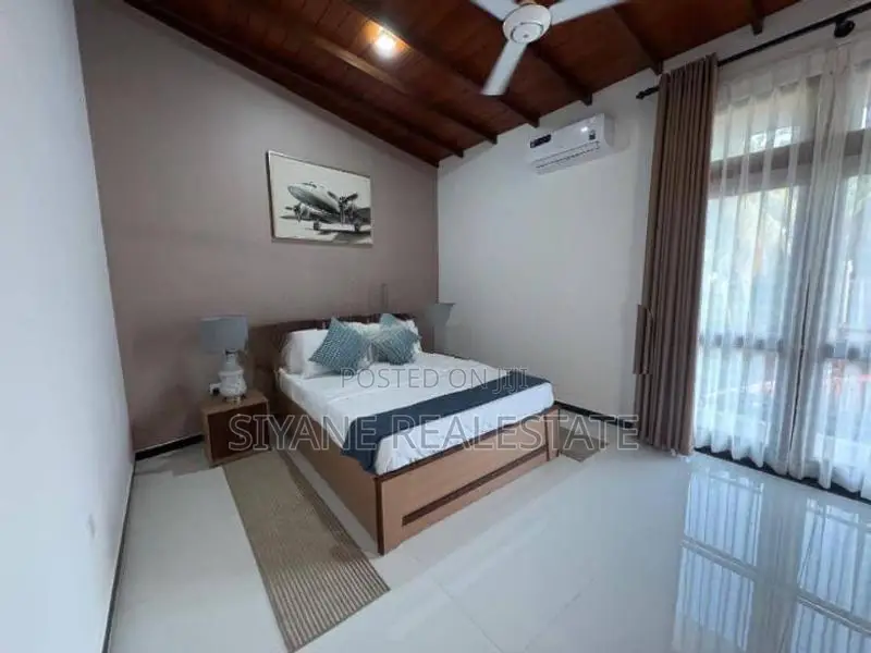 Modern Luxury Residence for Sale in Battaramulla