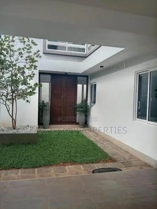 Two Storied Modern House for Rent in Wellawatta Colombo 06