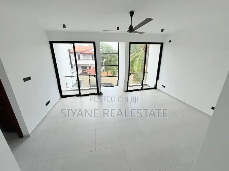 Luxury New House for Sale in Battaramulla