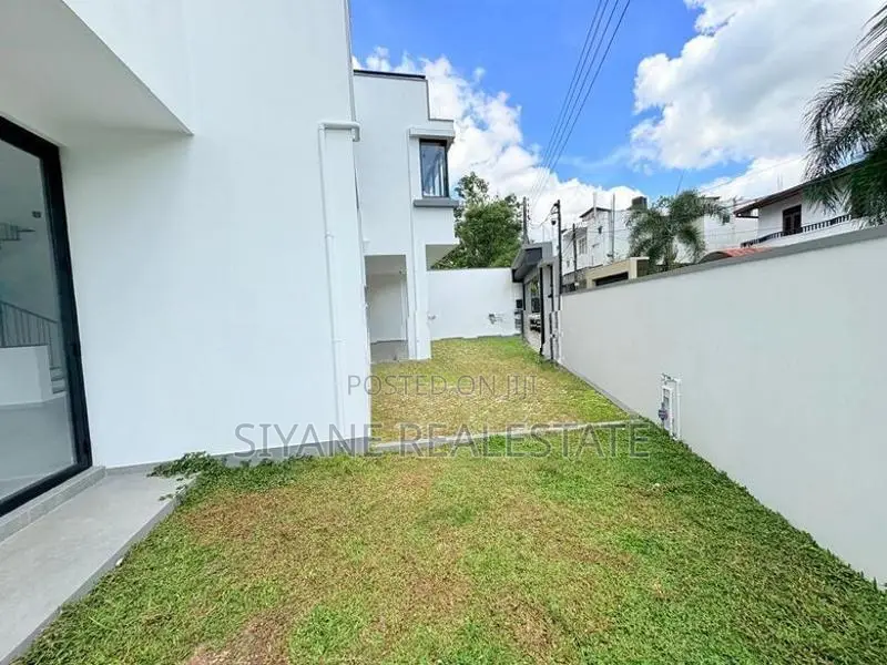 Luxury New House for Sale in Battaramulla
