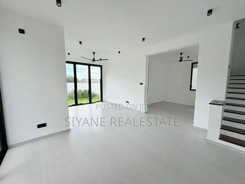 Luxury New House for Sale in Battaramulla