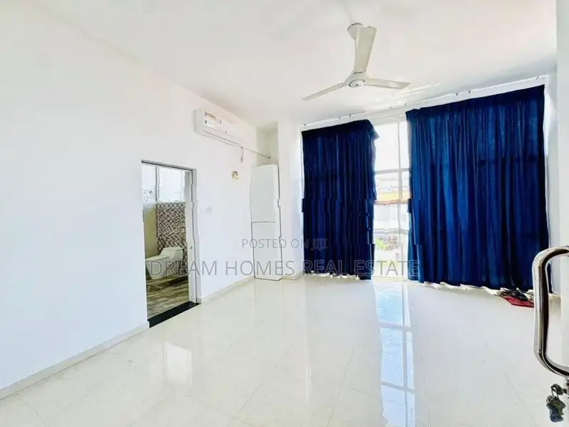 5-Bedroom Luxury House for Sale Near Parliament Road