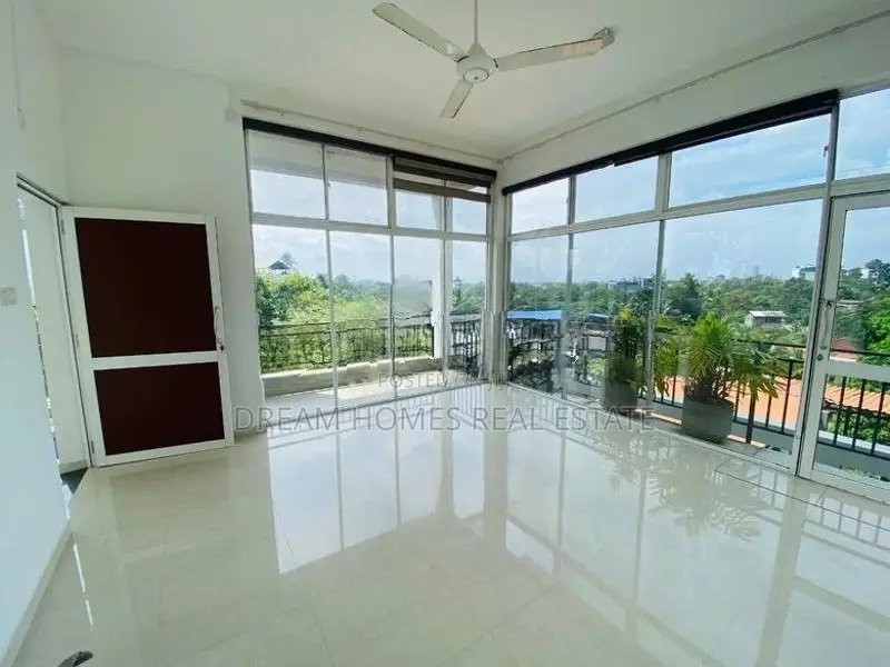 5-Bedroom Luxury House for Sale Near Parliament Road