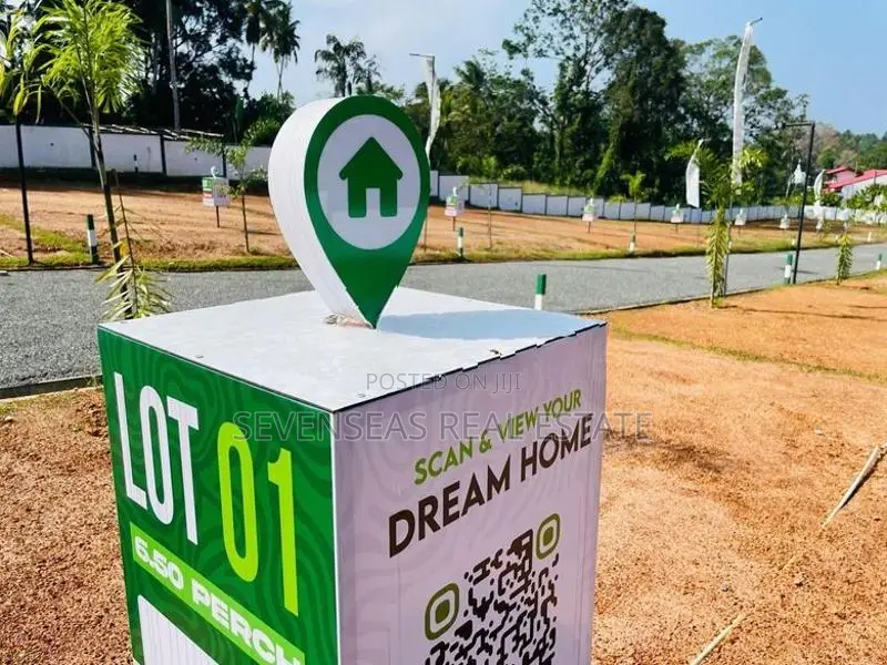 07 Perch Super Residential Land Plots For Sale in Athurugiriya