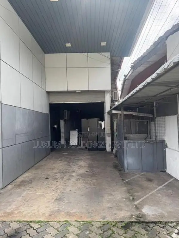 Commercial Office for Rent Facing Main Road Pita Kotte [ 2263 C ]