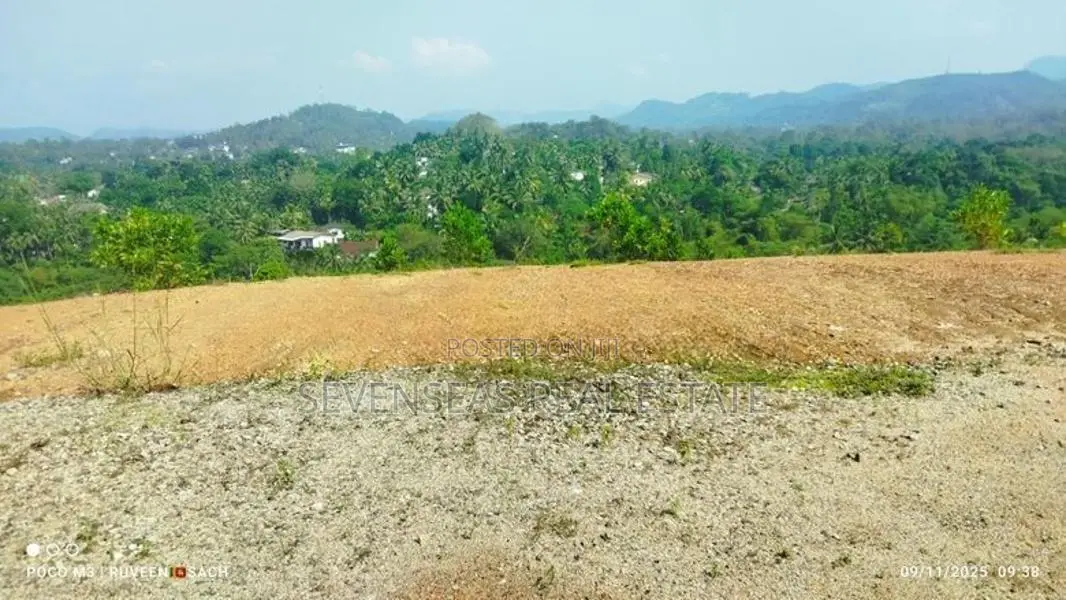 Residential Land Plots For Sale in Avissawella