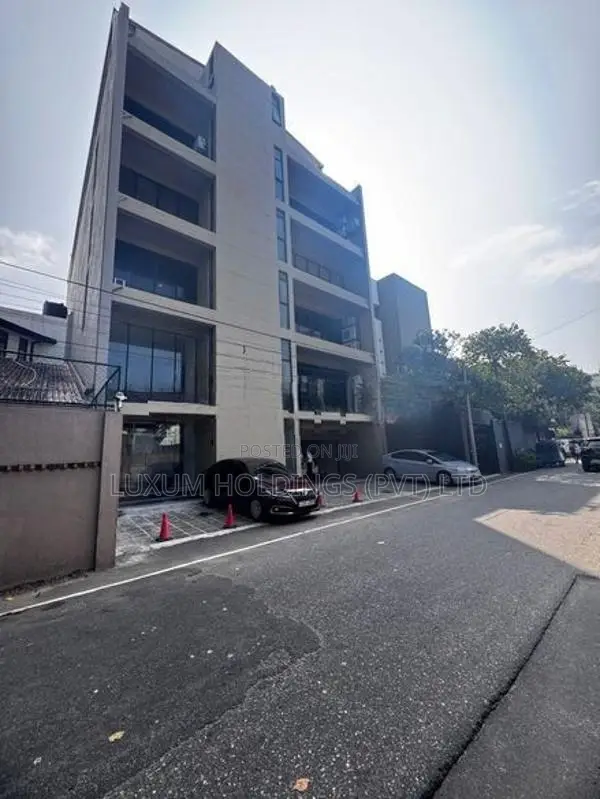 Office for Rent in Alwis Place Colombo 03 [ 2105C ]