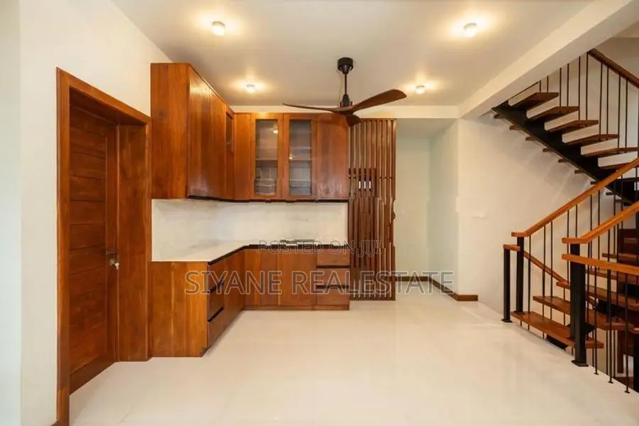 New Luxury House Sale in Battaramulla