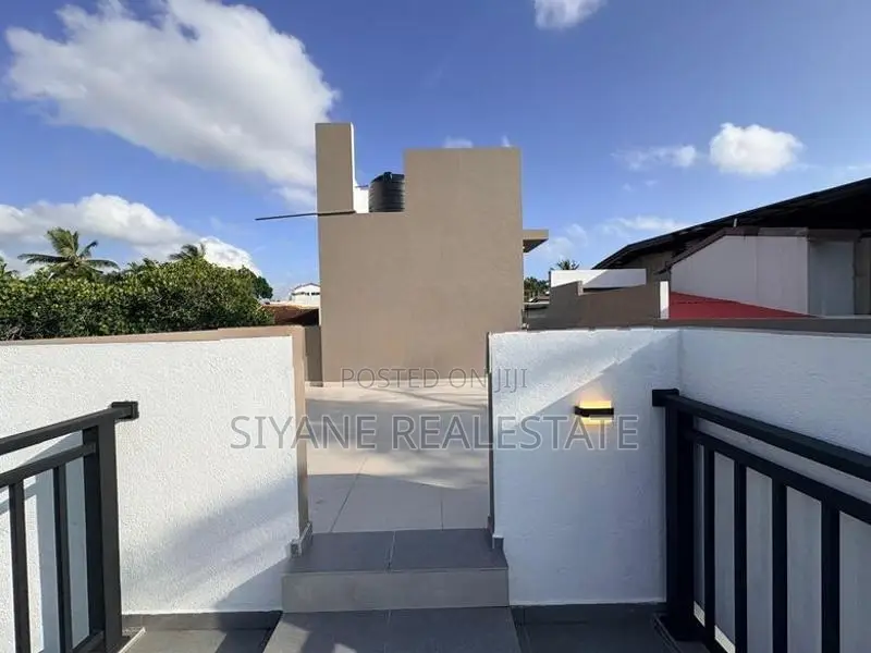 Brand New 3-Storey Luxury House for Sale – Boralesgamuwa