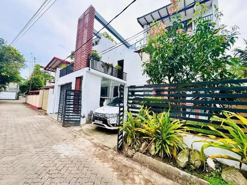 Spacious 5-Bedroom House for Rent – Himbutana, Mullariyawa