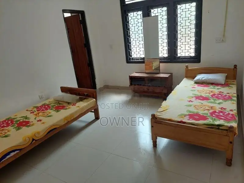 Signature House for Short Term Rent - Jaffna