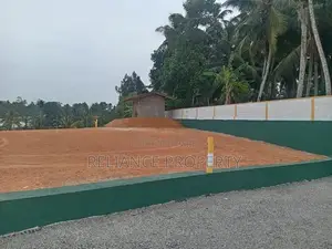 Homagama අගනා බිම් කොටස්