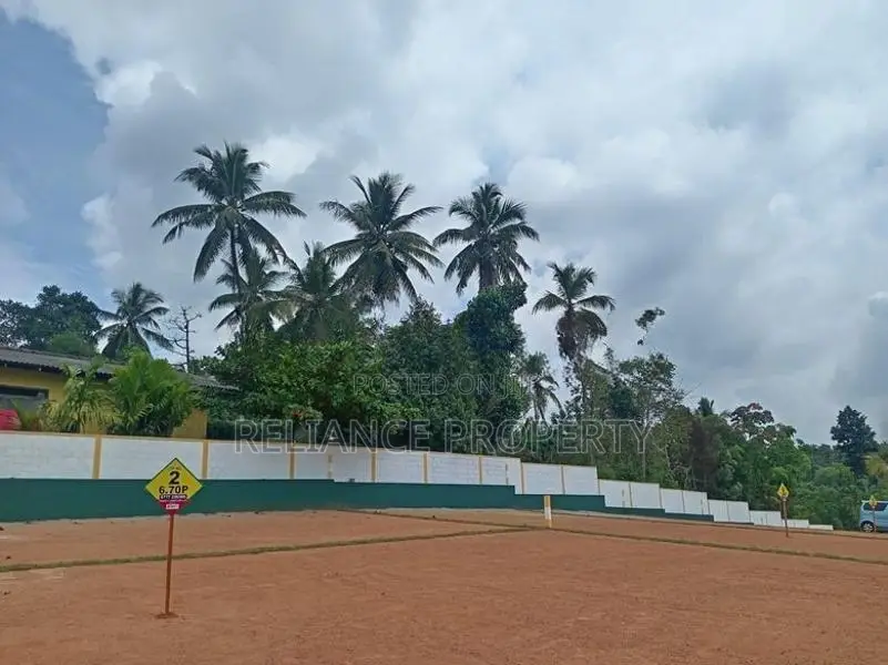 Homagama අගනා බිම් කොටස්