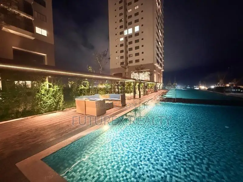 BRAND NEW FULLY FURNISHED 2BR MARINA SQUARE APARTMENT FOR SALE