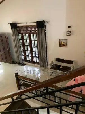 Three Story House for Rent Gampaha Rathupaswala