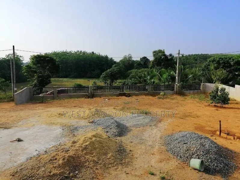 Prime Land with House for Sale in Meegoda