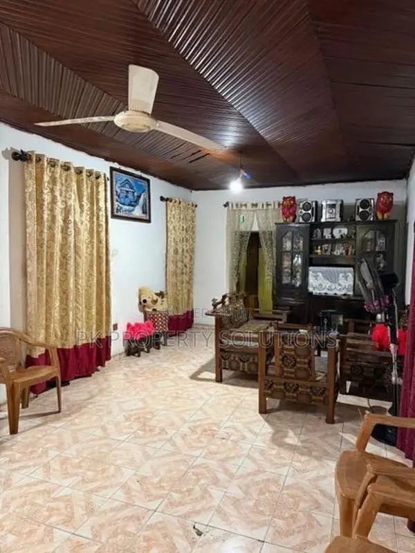 House for Sale in Colombo 14 (File NO 136E)