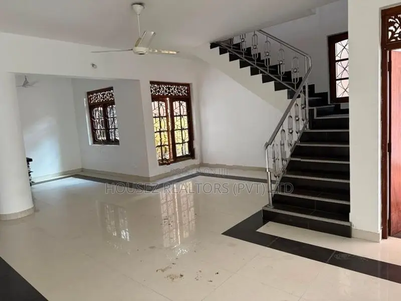 Spacious 7-Bedroom Two-Storey House for Sale – Nugegoda