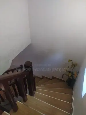 Spacious 5-Bedroom Two-Storey House for Sale – Delgoda