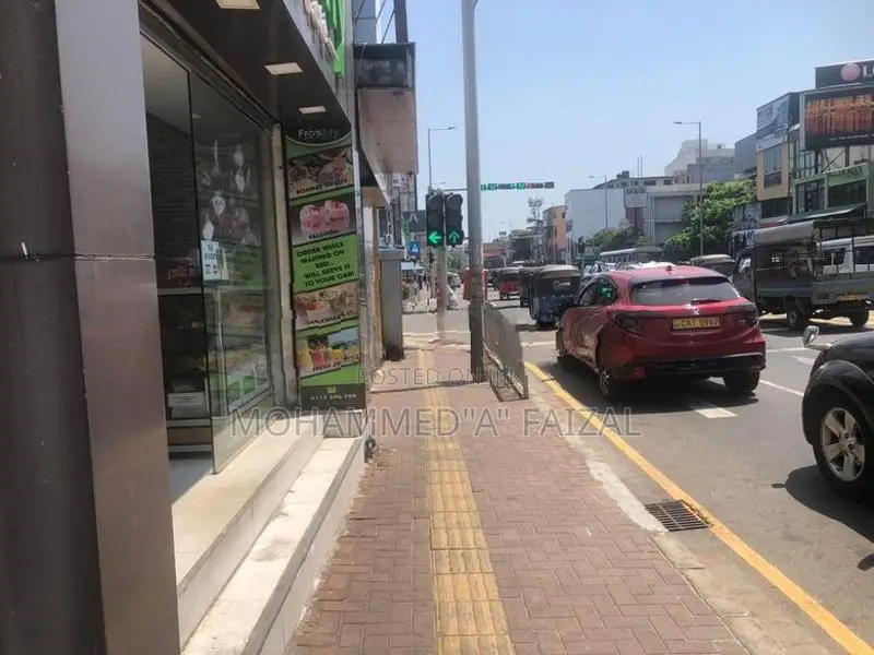 Commercial Land For Sale in Galle Road Wellawatte Colombo.06