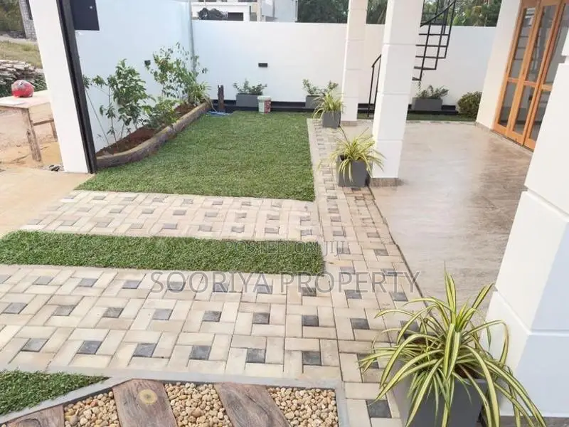 Single Story Brand New House for Sale in Piliyandala