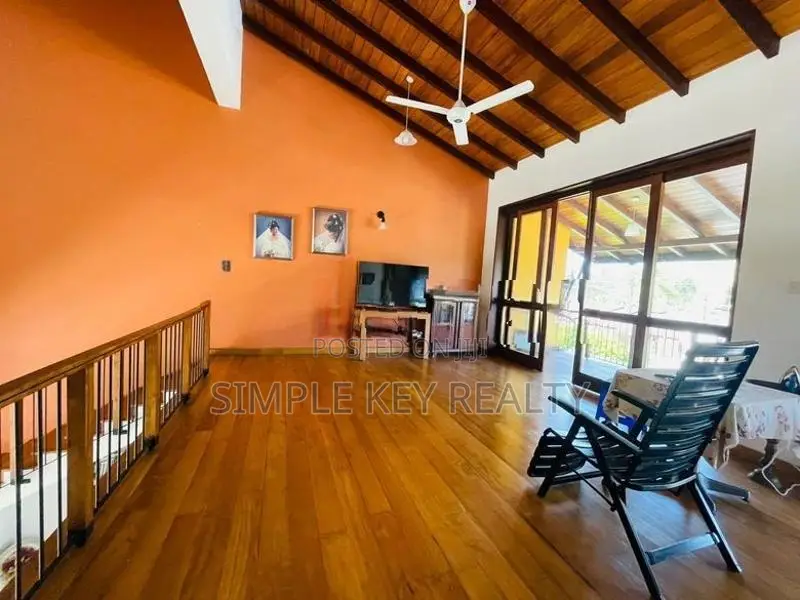 Beutiful Luxury House for Sale in Kadawatha