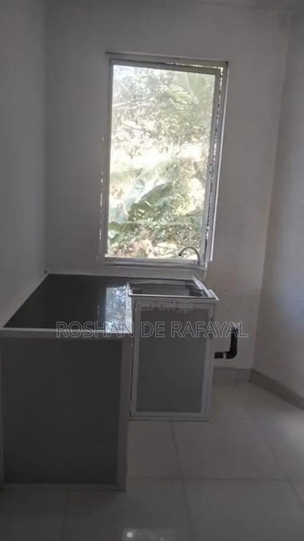 Spacious Furnished Room for rent in Kapuwatta, Ja-Ela