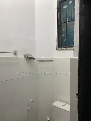 1,750 SQFT Office Space For Rent in Colombo 02 [ 1895C ]