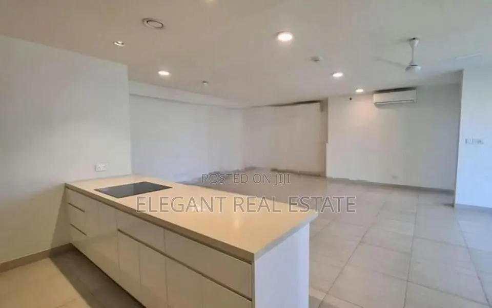 CCC - 03 Bedroom Unfurnished Apartment for Sale in Colombo 02 (A6145)