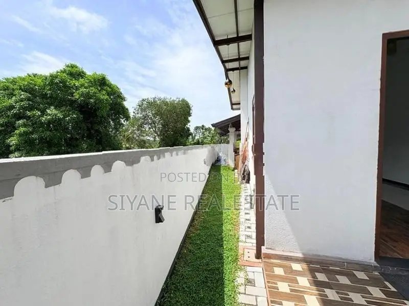 Brand New House for Sale Piliyandala