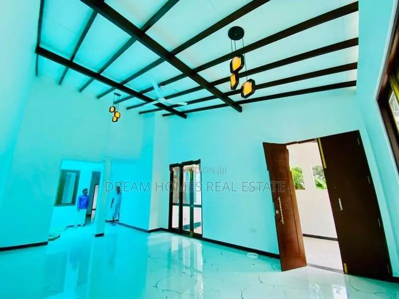 3 Bedroom House – Athurugiriya