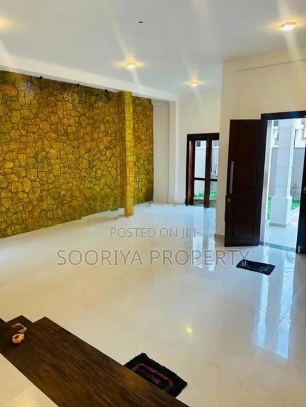 Super Luxury Brand New House for Sale in Boralesgamuwa