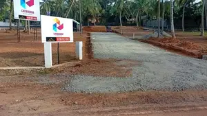 Walking Distance to Main Bus route Land for Sale in Kandana Limit