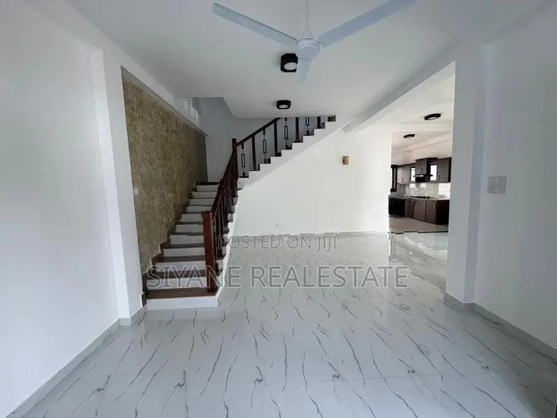 Brand New Luxury Two Storey House for Sale in Piliyandala