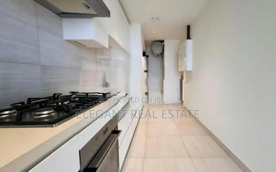 CCC - 03 Bedroom Unfurnished Apartment for Sale in Colombo 02 (A6145)