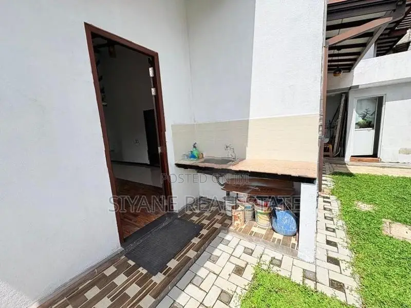 Brand New House for Sale Piliyandala