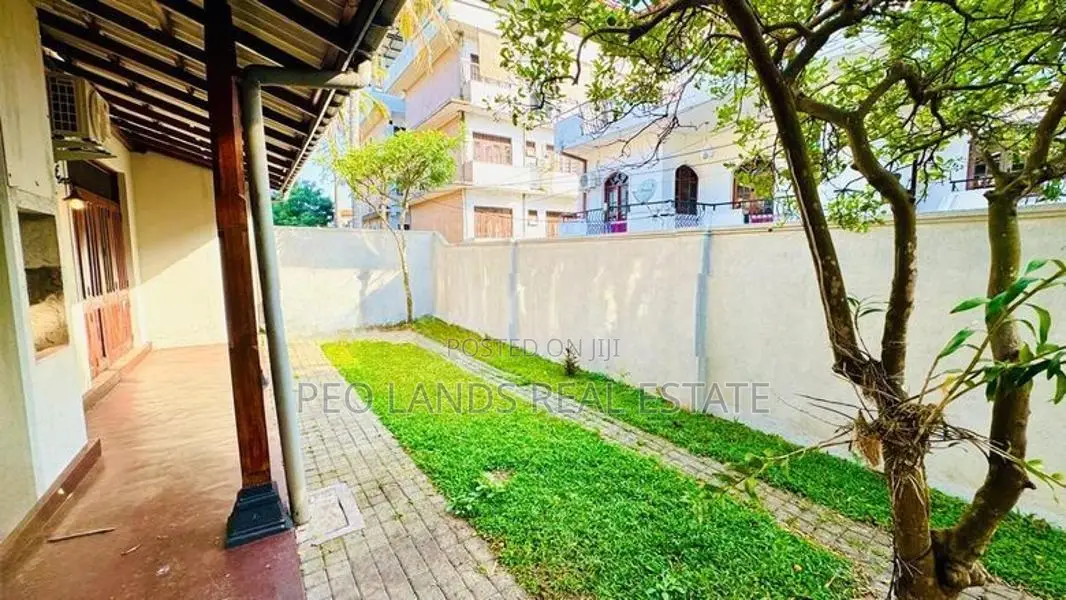 (P733) House for Rent in Delkanda