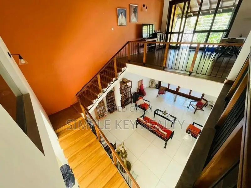Beutiful Luxury House for Sale in Kadawatha