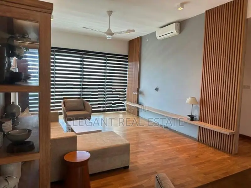447 Luna Tower - 03 Bedroom Apartment for Sale in Colombo 02 (A399)