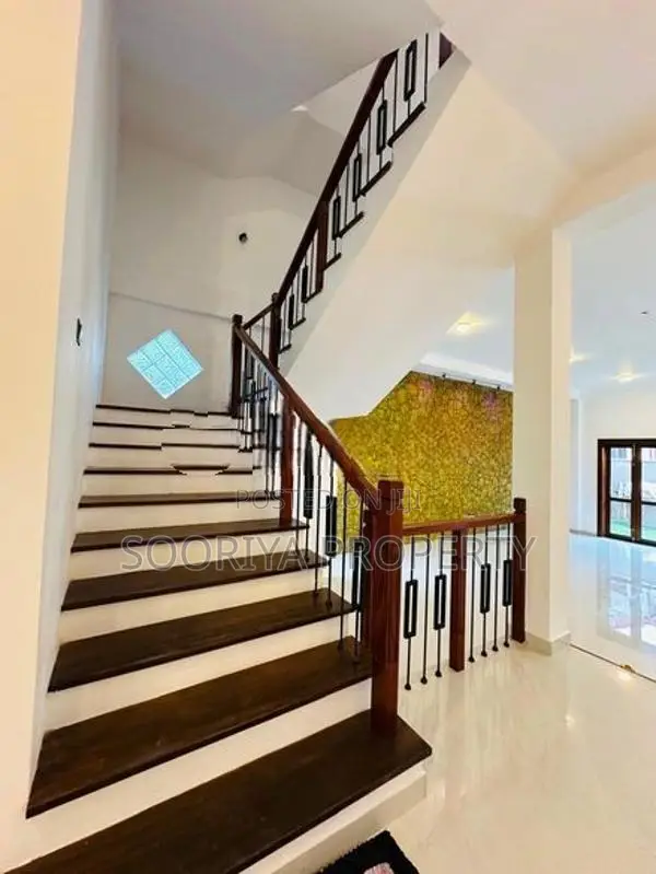 Super Luxury Brand New House for Sale in Boralesgamuwa