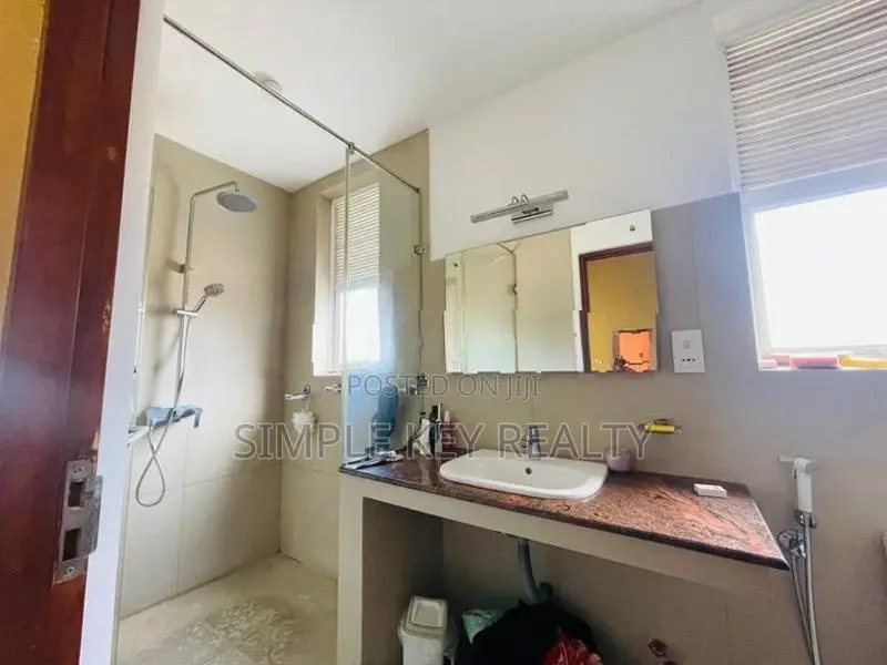 Beutiful Luxury House for Sale in Kadawatha