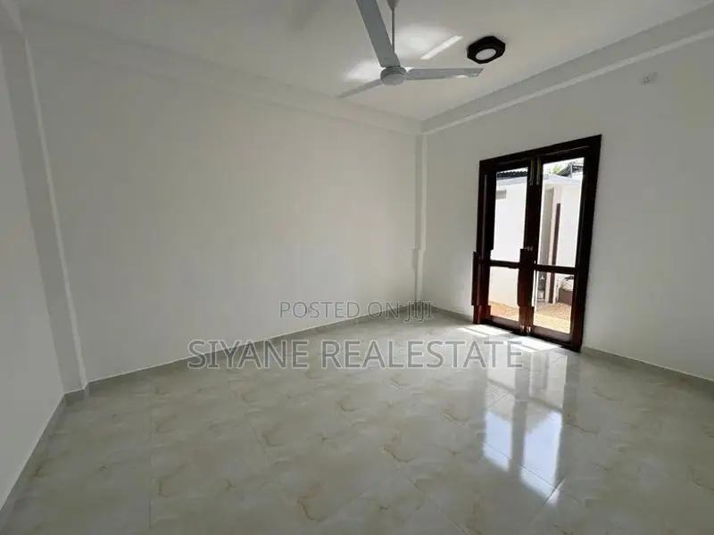 Brand New Luxury Two Storey House for Sale in Piliyandala