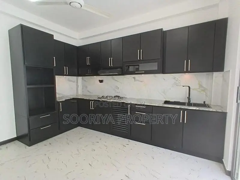 Single Story Brand New Luxury House for Sale in Piliyandala