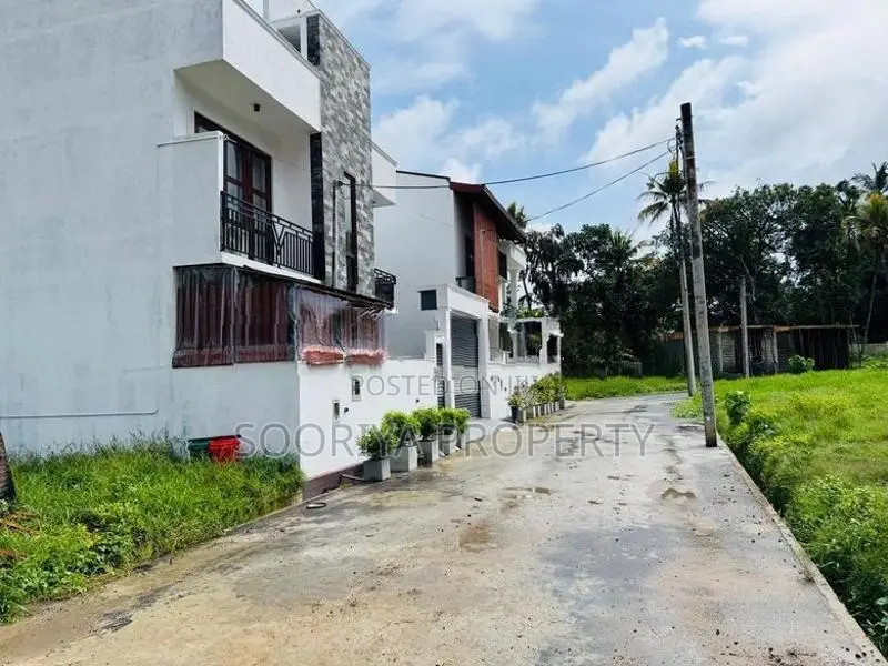 වටිනා ඉඩමක් විකිණීමට ඇත - Piliyandala