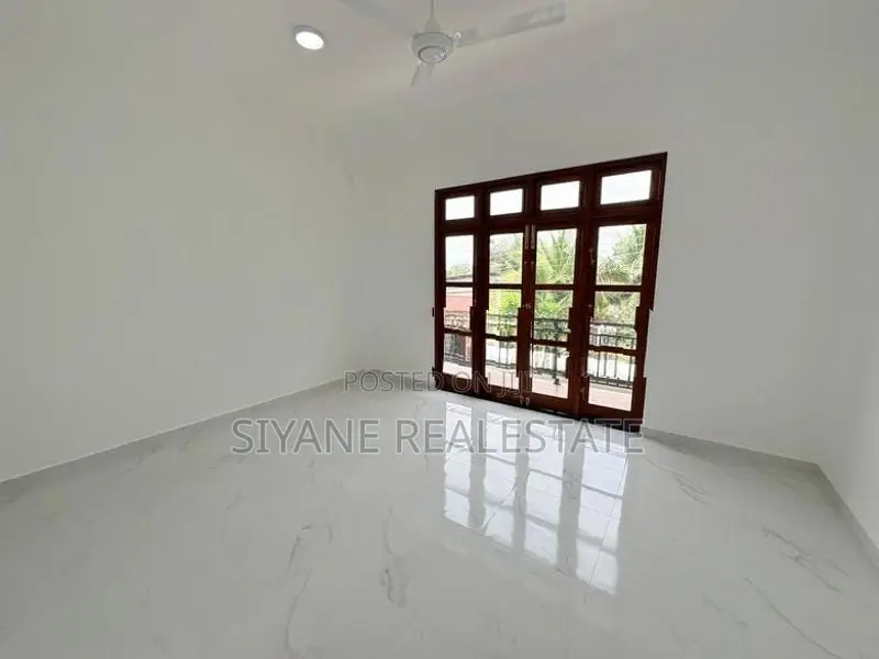 Brand New Beautiful Modern House for Sale in Piliyandala