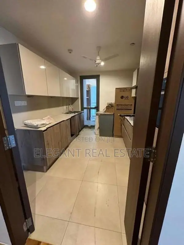 447 Luna Tower - 03 Bedroom Apartment for Sale in Colombo 02 (A399)